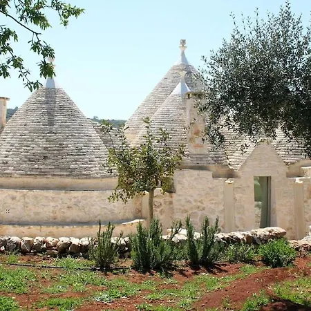 Trullidamare A Ceglie Messapica, Con Piscina Infinity Villa