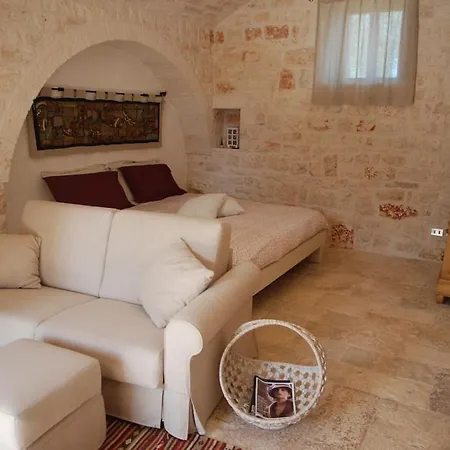 Trullidamare A Ceglie Messapica, Con Piscina Infinity Cisternino